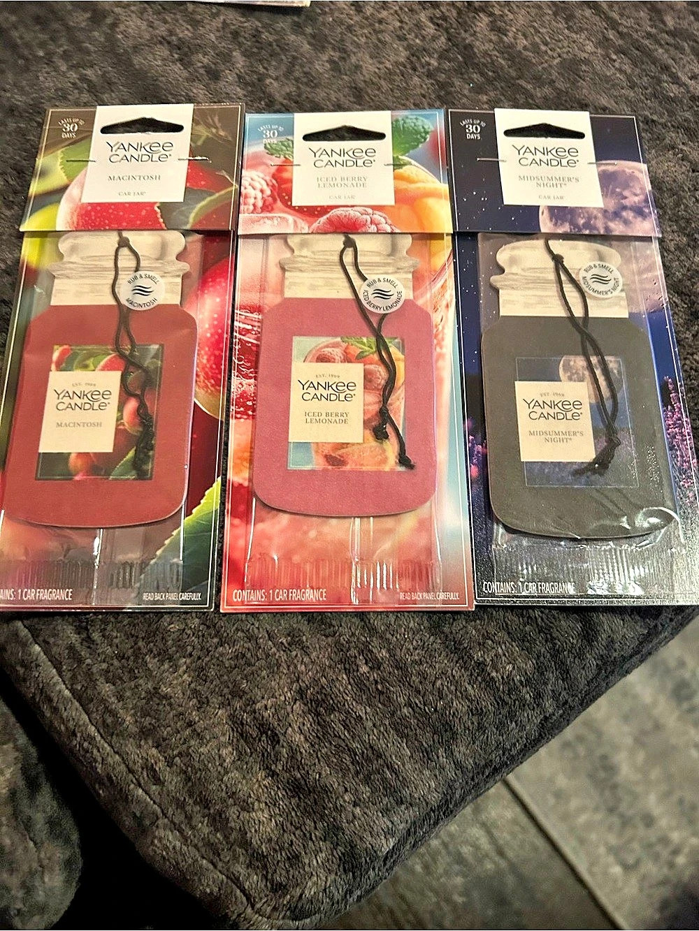 Yankee Candle Car Jar Air Freshener 3-Pack Assorted Red & Black
